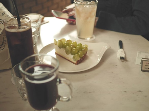 The flower theme-café 'Vert et Vlanc'