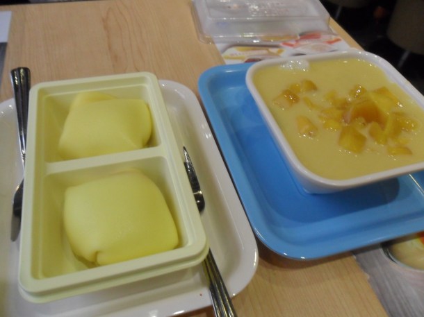 4 Mango Pancake 왼쪽